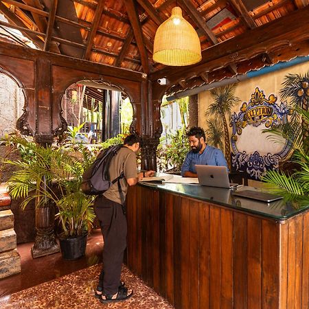 Madpackers Goa Anjuna - Bar Zewnętrze zdjęcie