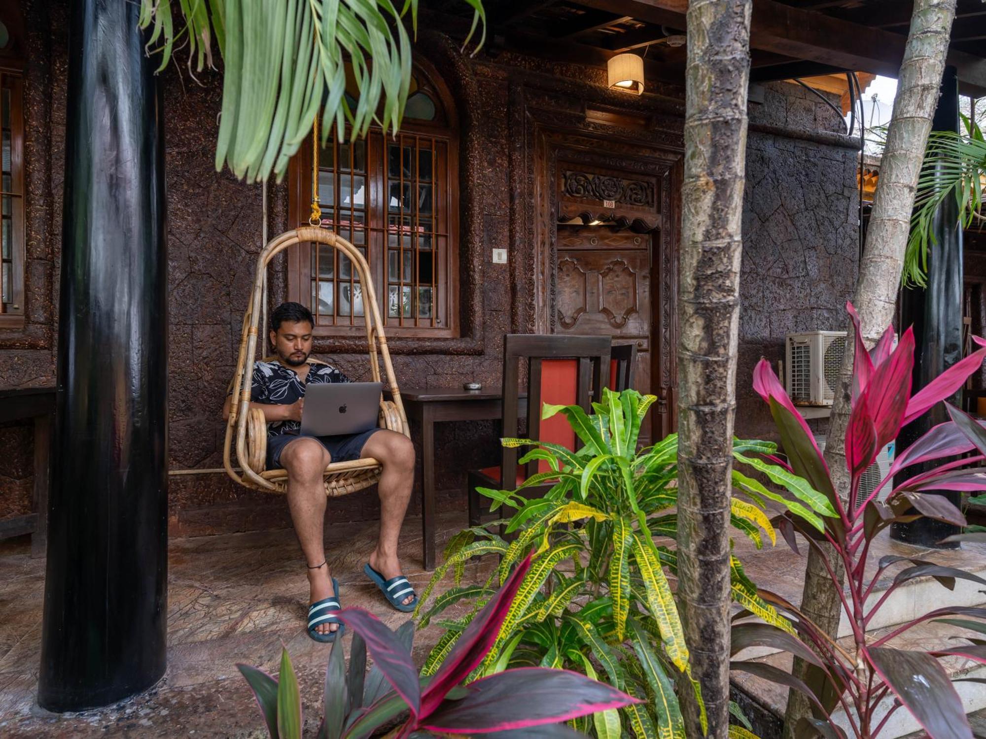 Madpackers Goa Anjuna - Bar Zewnętrze zdjęcie