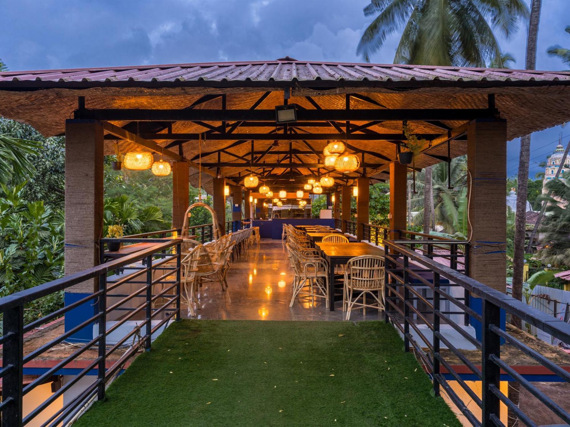 Madpackers Goa Anjuna - Bar Zewnętrze zdjęcie
