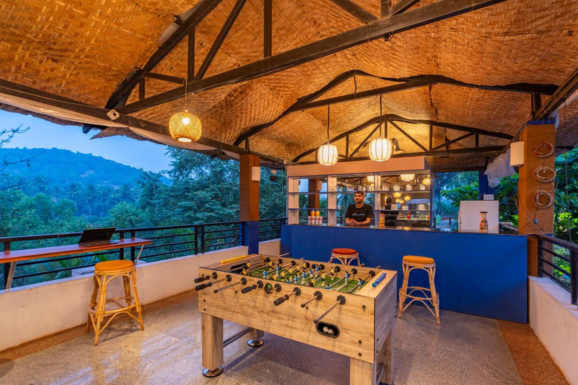 Madpackers Goa Anjuna - Bar Zewnętrze zdjęcie